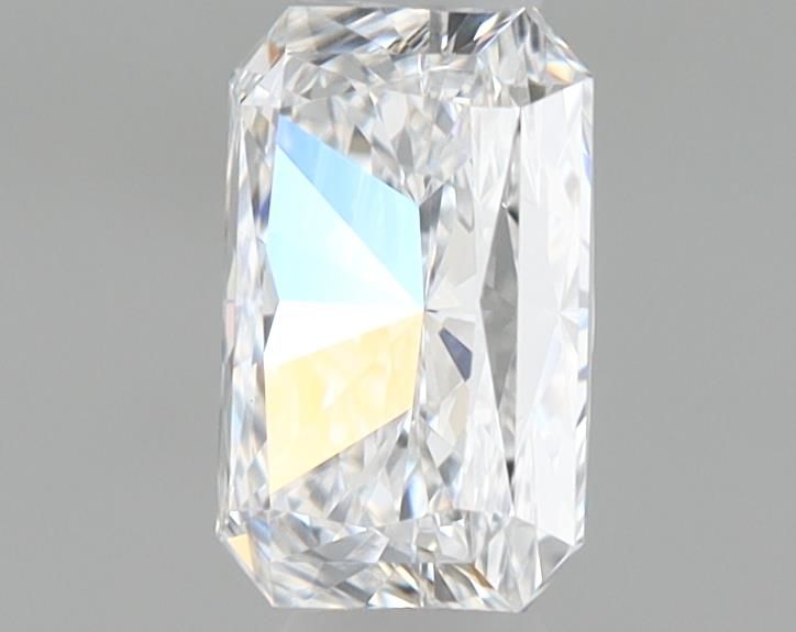 Radiant 0.70ct D VVS2 diamond