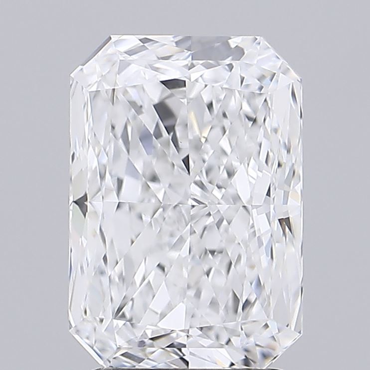 2.62 Carat radiant Lab Grown Diamond Front View