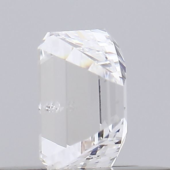 0.30 Carat E SI2 Emerald Diamond