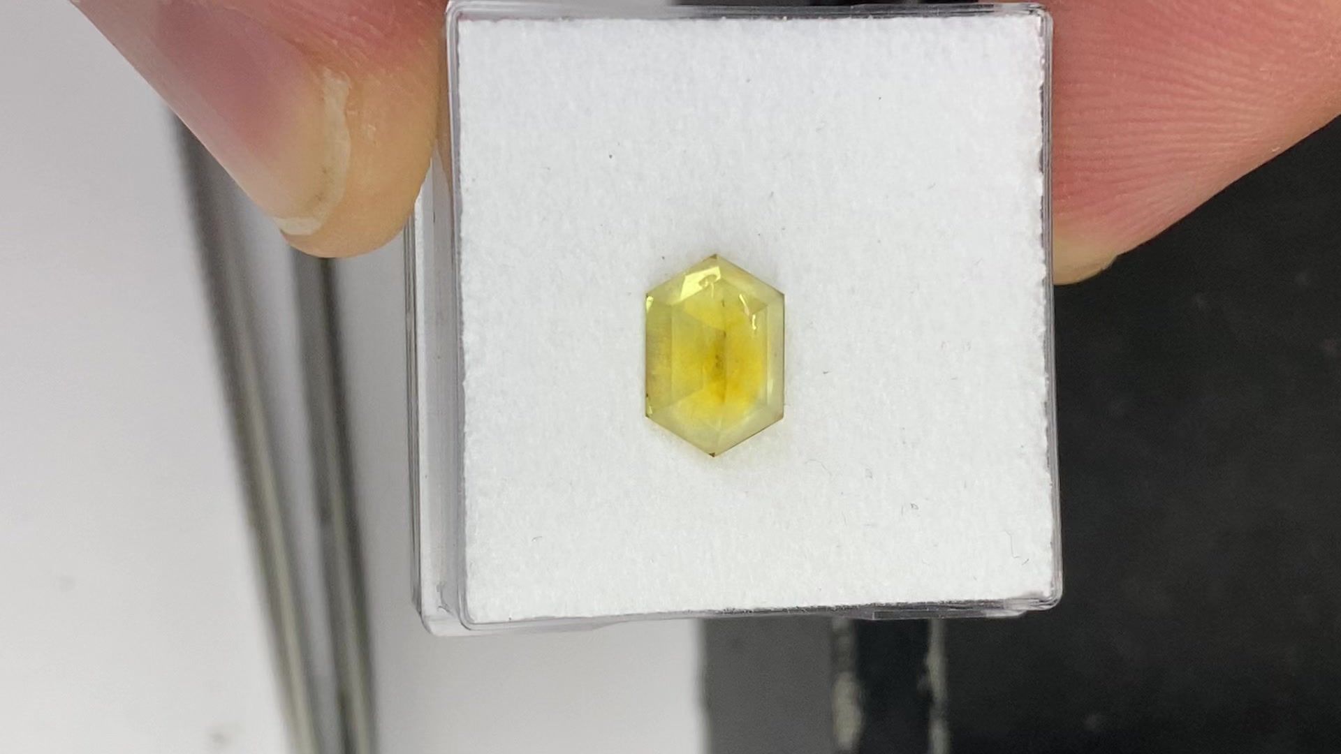 1.66ct Sapphire