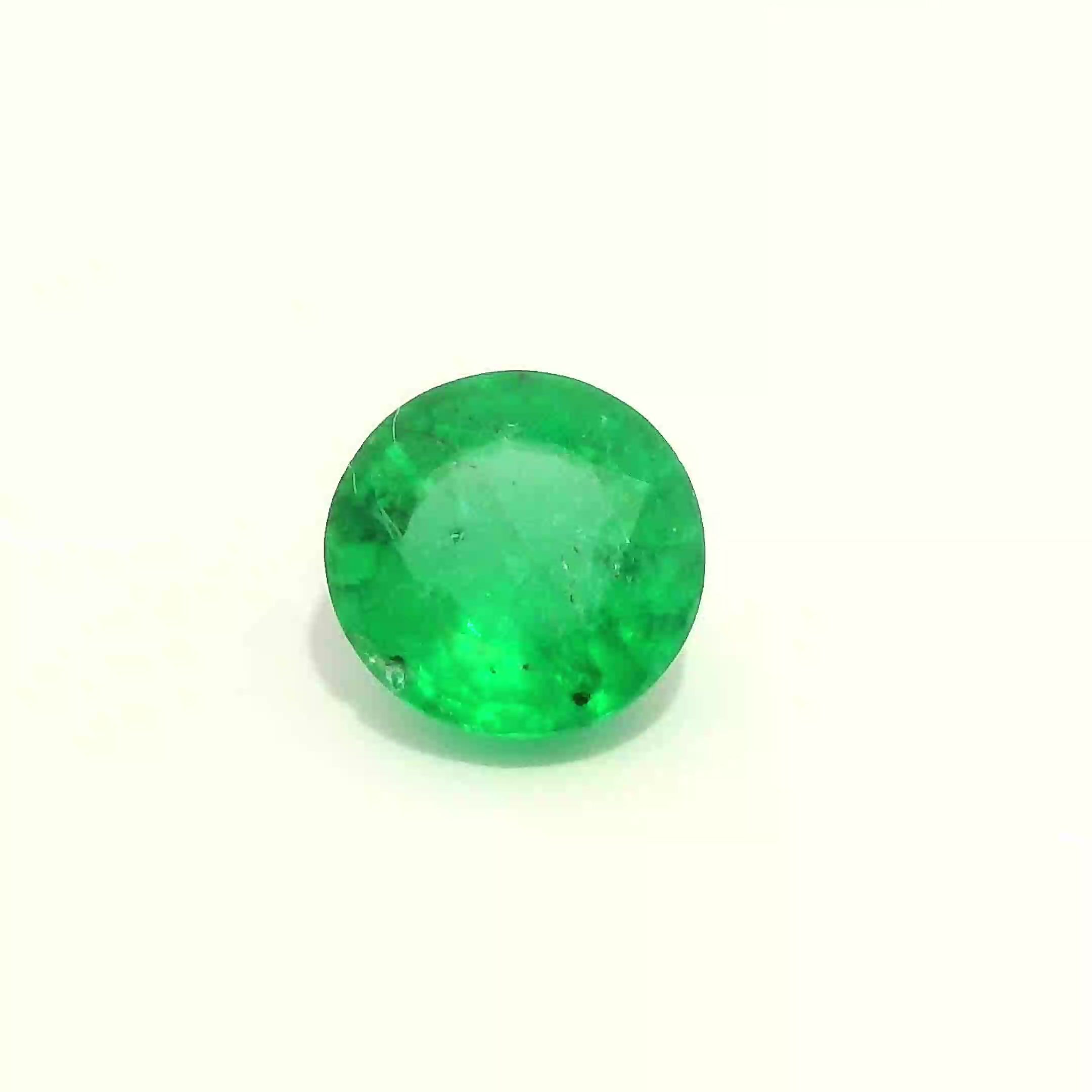 0.91ct EMERALD