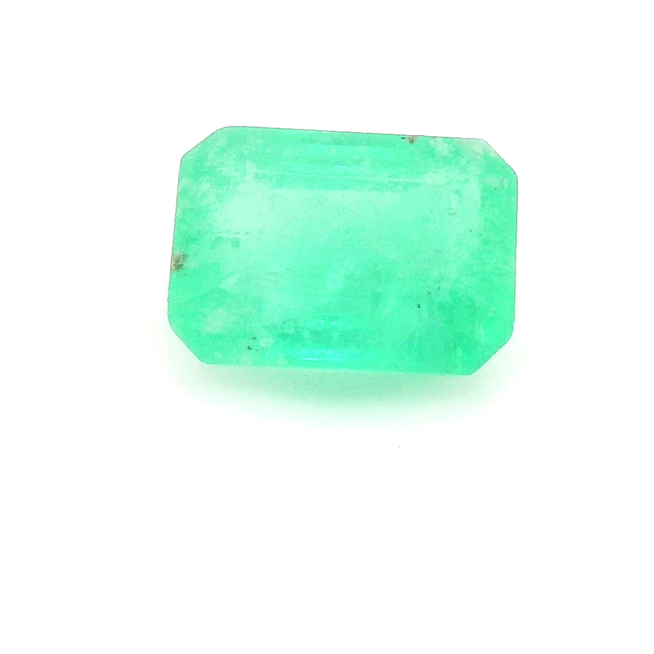 0.84ct EMERALD